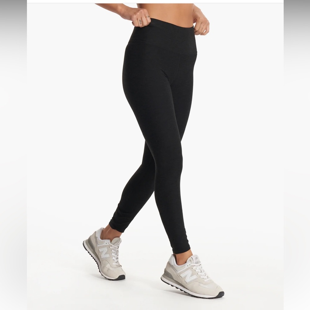 New Vuori Clean Elevation Leggings